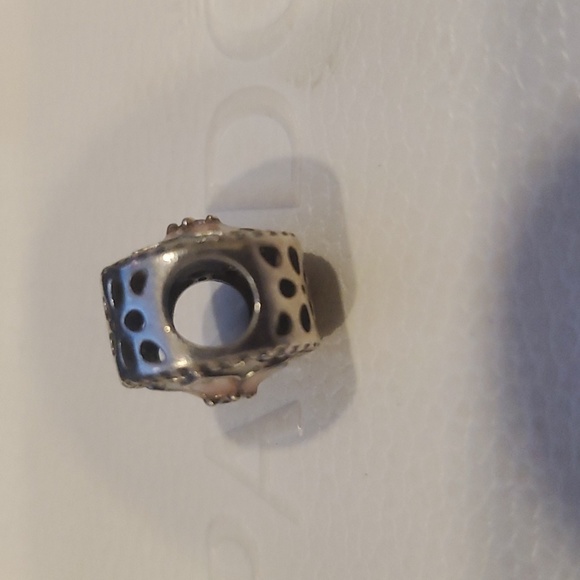 Authentic Pandora charm - Picture 4 of 5